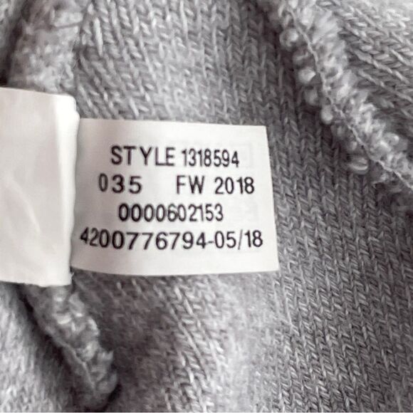 Under Armour Boys' Grey And Orand Large Logo Billboard Beanie OS - Picture 6 of 6